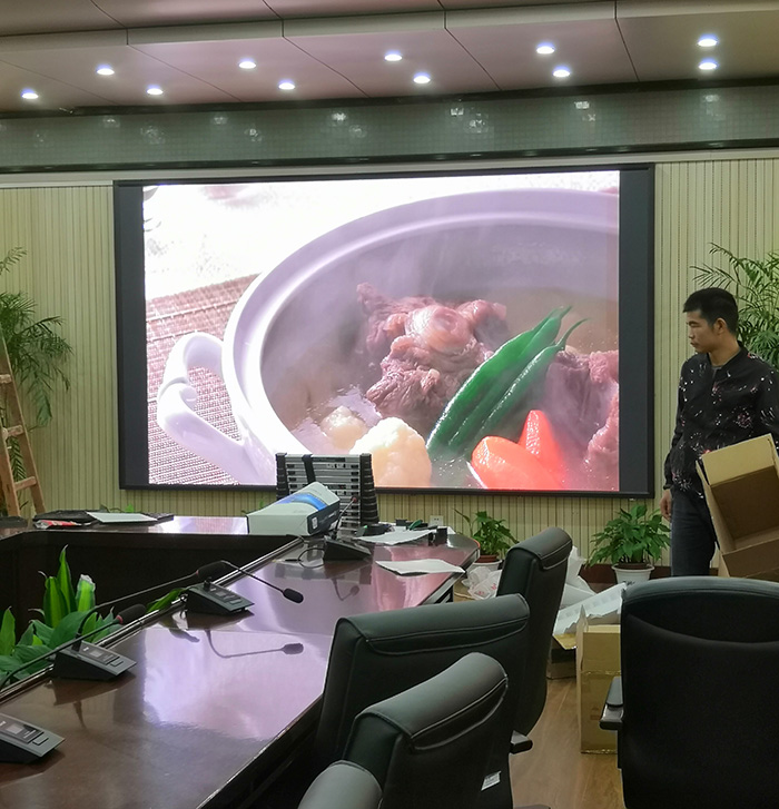 中建三局青年路越秀国际金融汇项目部会标屏